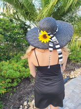 Load image into Gallery viewer, Black Floppy Straw Hat