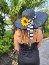 Load image into Gallery viewer, Black Floppy Straw Hat