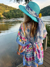 Load image into Gallery viewer, Abstract Rainbow Kimono