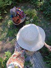 Load image into Gallery viewer, Floppy Bell Brim Bucket Hat