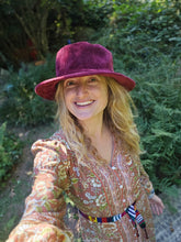 Load image into Gallery viewer, Retro Round Knit Flat Brim Burgandy Bucket Hat