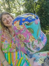 Load image into Gallery viewer, Thai patchwork reversible hat