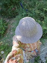 Load image into Gallery viewer, Floppy Bell Brim Bucket Hat