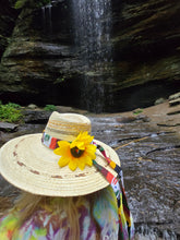 Load image into Gallery viewer, Handmade Guatemalan Palm Hat with Earthtone Brim