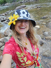 Load image into Gallery viewer, Black and White Flower Power Bucket hat