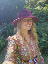 Load image into Gallery viewer, Retro Round Knit Flat Brim Burgandy Bucket Hat