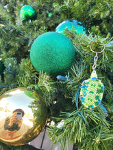 Load image into Gallery viewer, Beaded Turtle Keychain