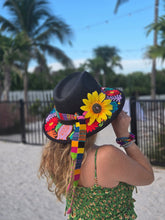 Load image into Gallery viewer, Black Guatemalan Embroidered Straw Hat