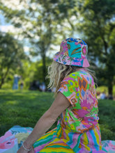 Load image into Gallery viewer, Thai patchwork reversible hat