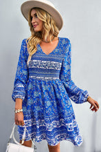 Load image into Gallery viewer, Bohemian V-Neck Balloon Sleeve Dress