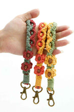 Load image into Gallery viewer, Flower Shape Wristlet Alloy Closure Macrame Key Chain